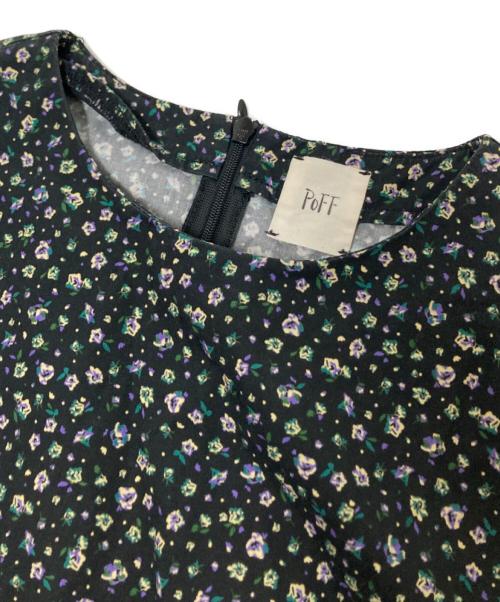 PoFF（ポーフ）PoFF (ポーフ) 小花柄ノースリーブワンピース ブラックの古着・服飾アイテム