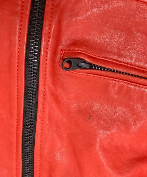 mackage（マッカージュ）mackage (マッカージュ) フードレイヤードレザーライダースジャケット レッド×ブラック（flame） サイズ:38の古着・服飾アイテム