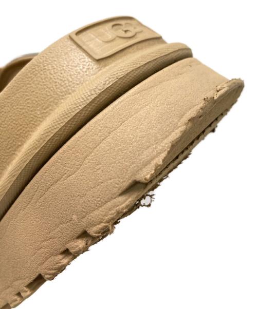 UGG（アグ）UGG (アグ) GOLDENGLOW SLIDE ベージュ サイズ:24.0㎝の古着・服飾アイテム