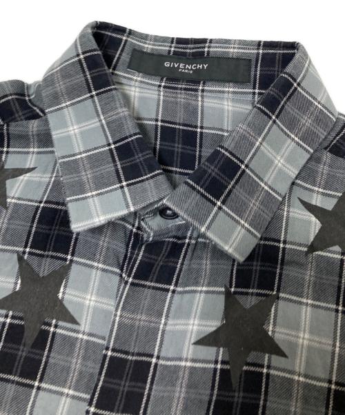 GIVENCHY（ジバンシィ）GIVENCHY (ジバンシィ) スタープリントチェックシャツ グレー×ブラック サイズ:40の古着・服飾アイテム