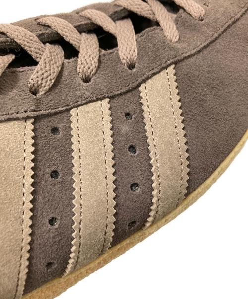 adidas（アディダス）adidas (アディダス) ローカットスニーカー ブラウン サイズ:27.5cmの古着・服飾アイテム