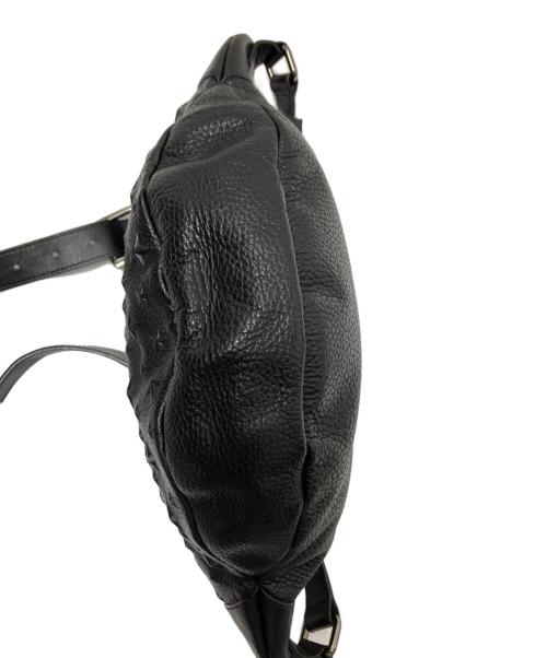 JIMMY CHOO（ジミーチュウ）JIMMY CHOO (ジミーチュウ) スターエンボスボディバッグ ブラック サイズ:下記参照の古着・服飾アイテム