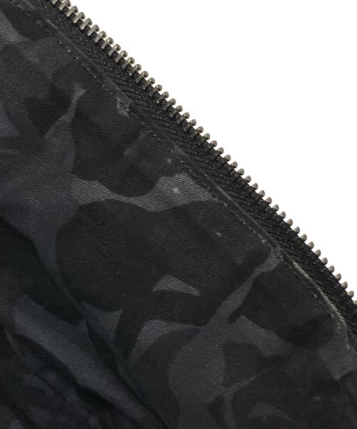 JIMMY CHOO（ジミーチュウ）JIMMY CHOO (ジミーチュウ) スターエンボスボディバッグ ブラック サイズ:下記参照の古着・服飾アイテム
