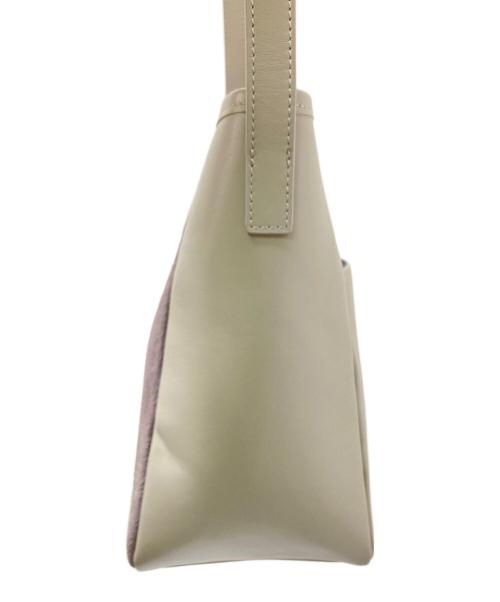 EAR（イア）EAR (イア) カウレザーハラコ切替ショルダーバッグ グレー サイズ:下記参照の古着・服飾アイテム