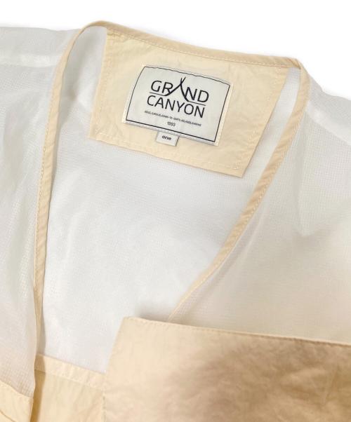 GRAND CANYON（グランドキャニオン）GRAND CANYON (グランドキャニオン) ナイロンパイピングマルチレイヤーベスト ベージュ サイズ:ONEの古着・服飾アイテム