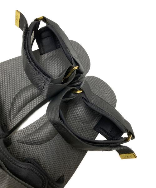 suicoke（スイコック）suicoke (スイコック) journal standard L'essage (ジャーナルスタンダード レサージュ) CEL-PO LESS:サンダル ブラック サイズ:25.0㎝の古着・服飾アイテム