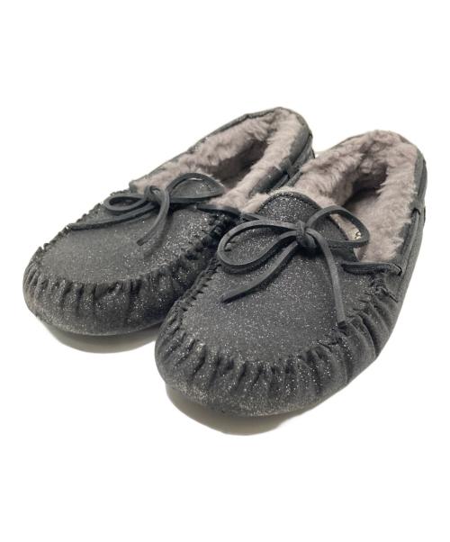 UGG（アグ）UGG (アグ) モカシンシューズ ブラック サイズ:24.0㎝の古着・服飾アイテム