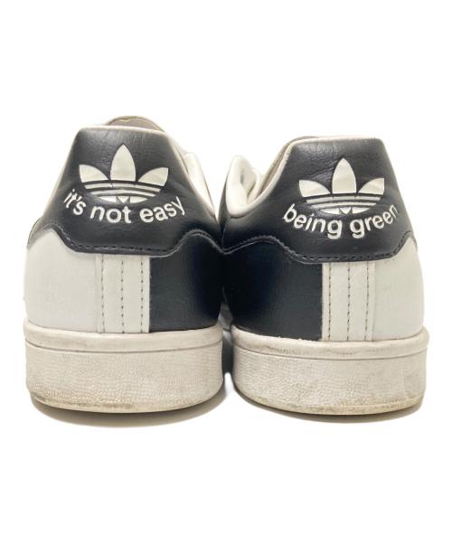 adidas（アディダス）adidas (アディダス) DISNEY (ディズニー) Cruella Stan Smith ホワイト×ブラック サイズ:26.5㎝の古着・服飾アイテム