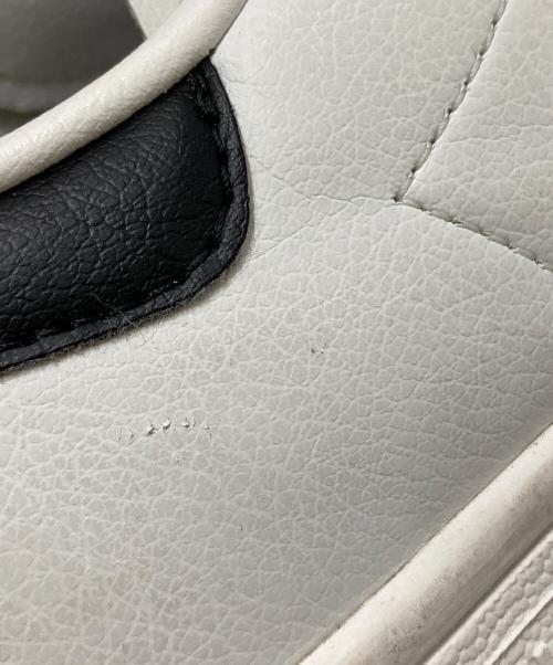 adidas（アディダス）adidas (アディダス) DISNEY (ディズニー) Cruella Stan Smith ホワイト×ブラック サイズ:26.5㎝の古着・服飾アイテム