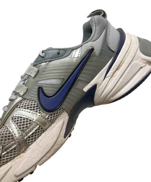 NIKE（ナイキ）NIKE (ナイキ) ローカットスニーカー グレー サイズ:25.0㎝の古着・服飾アイテム