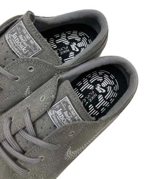 NIKE（ナイキ）NIKE (ナイキ) ZOOM JANOSKI FLYLEATHER RM グレー サイズ:26.5㎝の古着・服飾アイテム