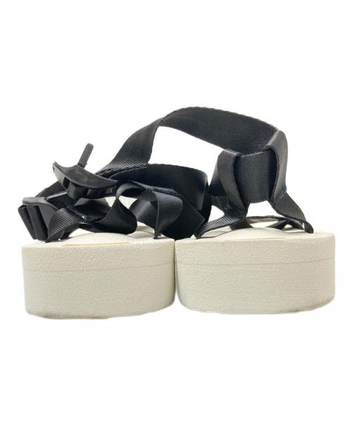 suicoke（スイコック）suicoke (スイコック) ストラップサンダル ホワイト×ブラック サイズ:27.0cmの古着・服飾アイテム