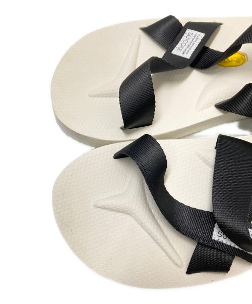 suicoke（スイコック）suicoke (スイコック) ストラップサンダル ホワイト×ブラック サイズ:27.0cmの古着・服飾アイテム