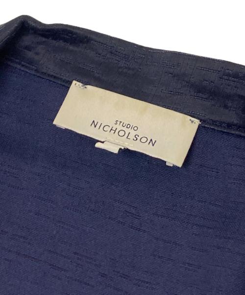 STUDIO NICHOLSON（スタジオ ニコルソン）STUDIO NICHOLSON (スタジオ ニコルソン) シルクレーヨンガウンコート ネイビーの古着・服飾アイテム