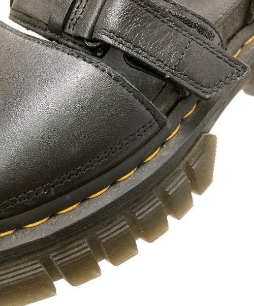 Dr.Martens（ドクターマーチン）Dr.Martens (ドクターマーチン) Ricki 3-strap ブラック サイズ:US:8Lの古着・服飾アイテム