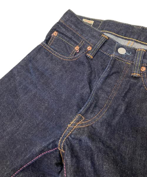 MOMOTARO JEANS（桃太郎ジーンズ）MOMOTARO JEANS (桃太郎ジーンズ) 出陣レーベルデニムパンツ インディゴ サイズ:W28の古着・服飾アイテム