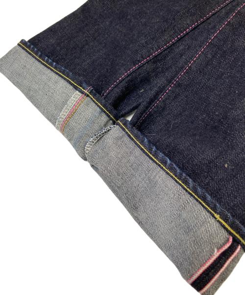MOMOTARO JEANS（桃太郎ジーンズ）MOMOTARO JEANS (桃太郎ジーンズ) 出陣レーベルデニムパンツ インディゴ サイズ:W28の古着・服飾アイテム