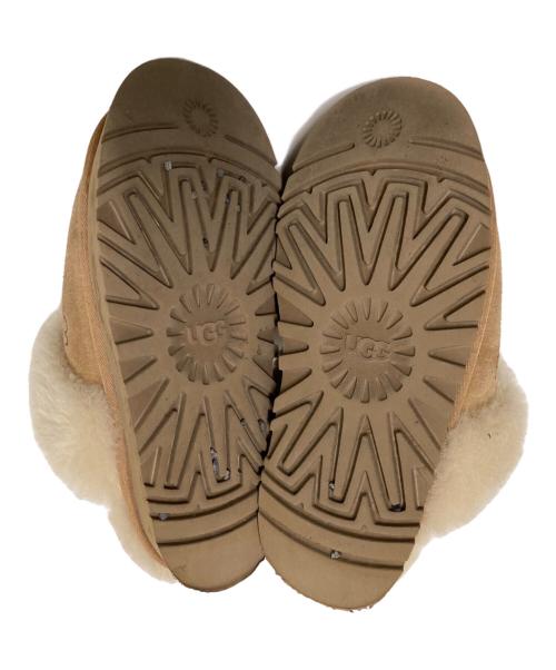 UGG（アグ）UGG (アグ) DISQUETTE ムートンサンダル ベージュ サイズ:25.0cmの古着・服飾アイテム