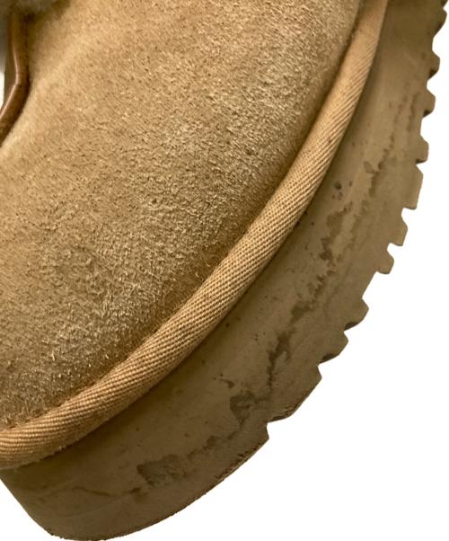 UGG（アグ）UGG (アグ) DISQUETTE ムートンサンダル ベージュ サイズ:25.0cmの古着・服飾アイテム