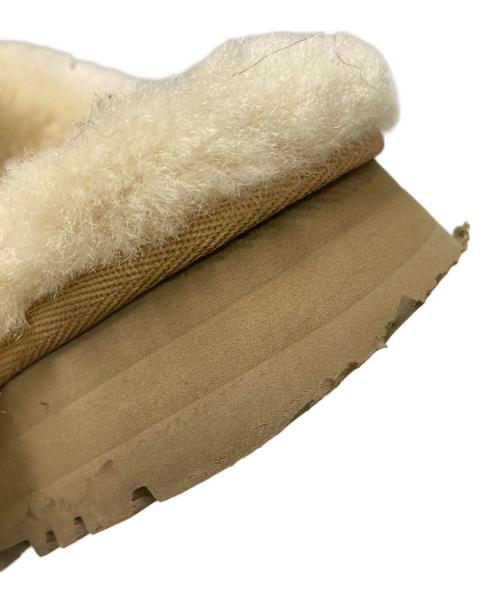 UGG（アグ）UGG (アグ) DISQUETTE ムートンサンダル ベージュ サイズ:25.0cmの古着・服飾アイテム