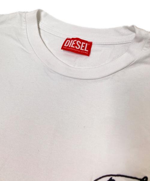 DIESEL（ディーゼル）DIESEL (ディーゼル) ロゴ刺繍Tシャツ ホワイト サイズ:XXLの古着・服飾アイテム