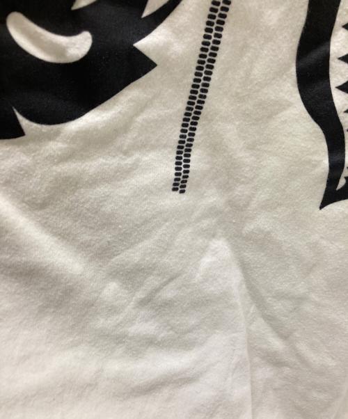A BATHING APE（アベイシングエイプ）A BATHING APE (アベイシングエイプ) シャークプリントカットソー ホワイト サイズ:XLの古着・服飾アイテム