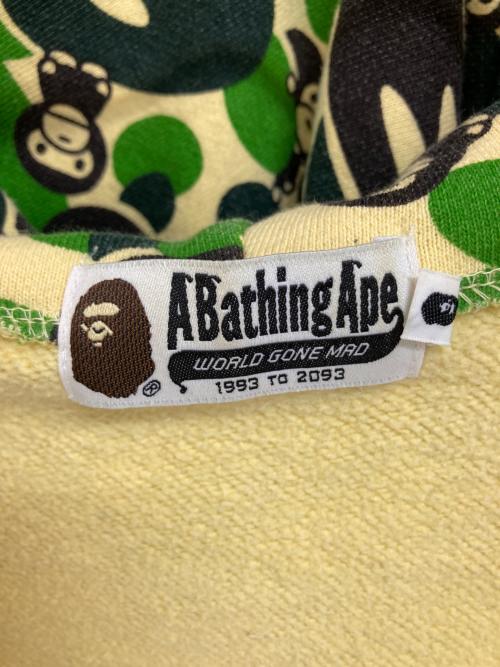 A BATHING APE（アベイシングエイプ）A BATHING APE (アベイシングエイプ) ベイビーマイロ総柄ジップパーカー ベージュ×グリーン サイズ:XLの古着・服飾アイテム