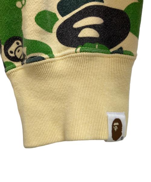 A BATHING APE（アベイシングエイプ）A BATHING APE (アベイシングエイプ) ベイビーマイロ総柄ジップパーカー ベージュ×グリーン サイズ:XLの古着・服飾アイテム