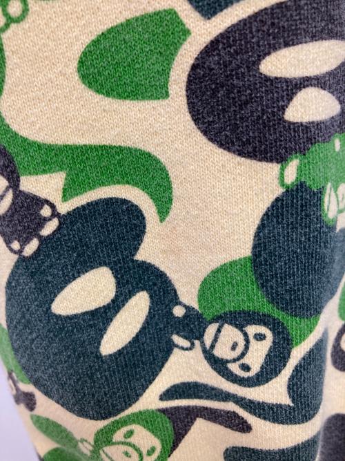 A BATHING APE（アベイシングエイプ）A BATHING APE (アベイシングエイプ) ベイビーマイロ総柄ジップパーカー ベージュ×グリーン サイズ:XLの古着・服飾アイテム