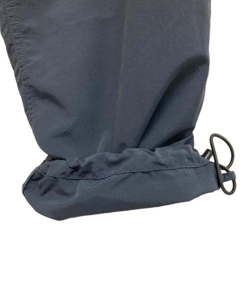 GRAMICCI（グラミチ）GRAMICCI (グラミチ) LOWERCASE (ロウワーケース) NYLON PACKABLE TRACK PANTS ネイビー サイズ: Lの古着・服飾アイテム