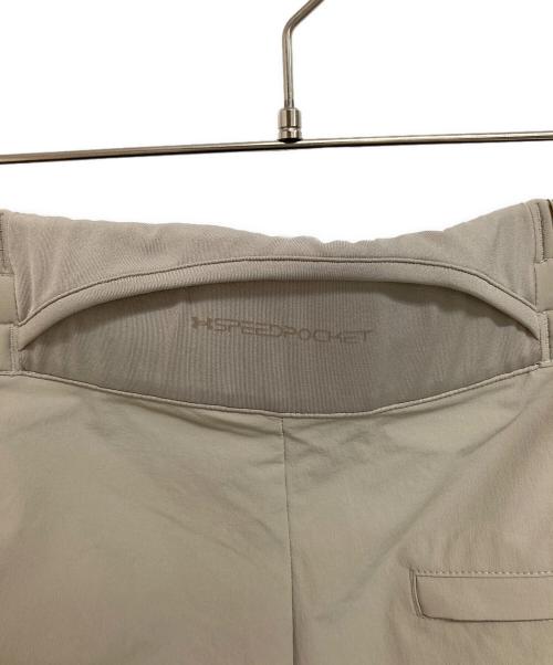 UNDER ARMOUR（アンダーアーマー）UNDER ARMOUR (アンダーアーマー) UNITED ARROWS (ユナイテッドアローズ) ナイロンカーゴパンツ ベージュ サイズ:Mの古着・服飾アイテム
