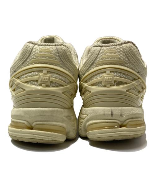 NEW BALANCE（ニューバランス）NEW BALANCE (ニューバランス) ローカットスニーカー ベージュ サイズ:28.0cmの古着・服飾アイテム