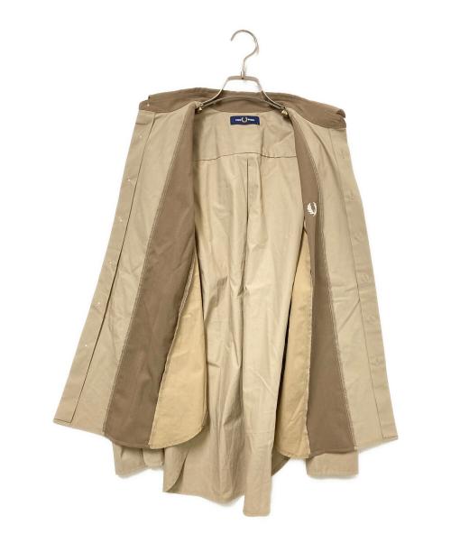 FRED PERRY（フレッドペリー）FRED PERRY (フレッドペリー) PANELLED SHIRT ベージュ サイズ:Sの古着・服飾アイテム