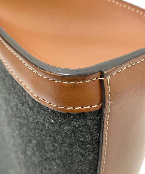 CELINE（セリーヌ）CELINE (セリーヌ) スモールバーティカルカバ グレー×ブラウンの古着・服飾アイテム