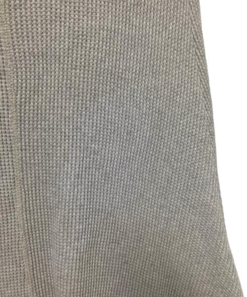 Whim Gazette（ウィムガゼット）Whim Gazette (ウィムガゼット) ワッフルフレアスカート グレー サイズ:FREEの古着・服飾アイテム