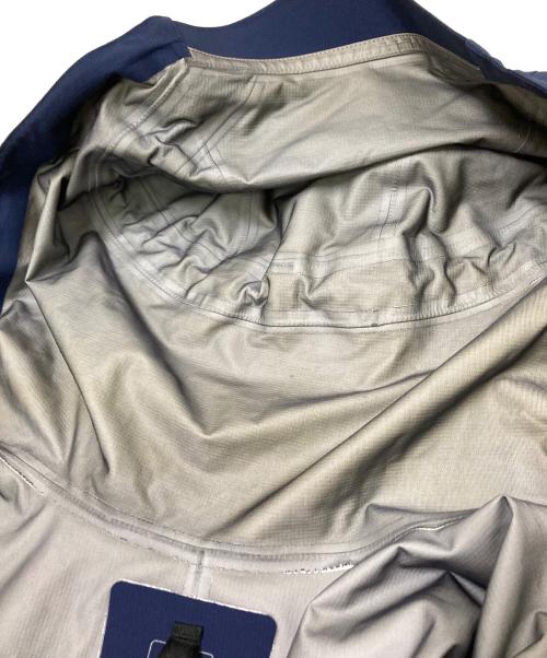 THE NORTH FACE（ザ ノース フェイス）THE NORTH FACE (ザ ノース フェイス) マウンテンパーカー ネイビー サイズ:Lの古着・服飾アイテム