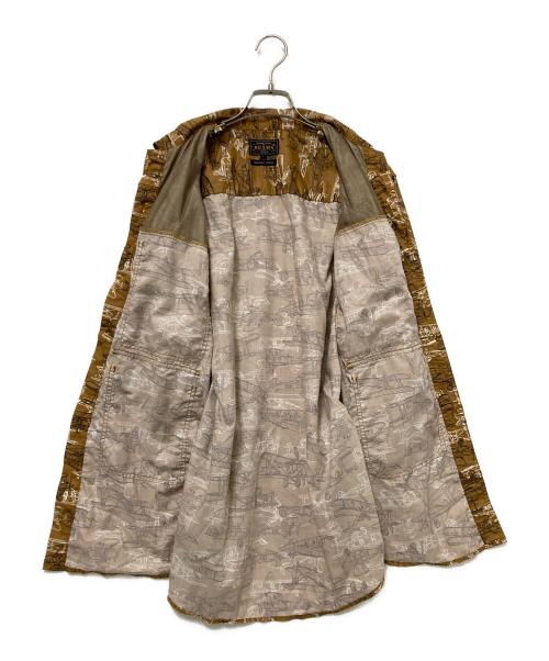 BEAMS PLUS（ビームスプラス）BEAMS PLUS (ビームスプラス) Adventure Shirt Ⅱ Polyester Print ホワイト×マスタード サイズ:Lの古着・服飾アイテム