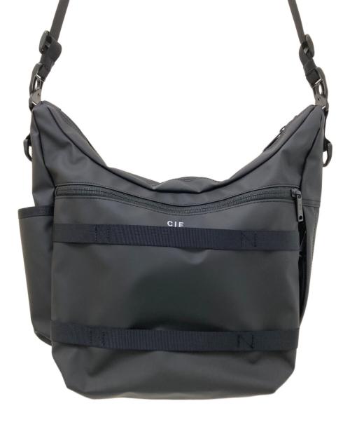 CIE（シー）CIE (シー) GRID3 SHOULDERBAG ブラックの古着・服飾アイテム
