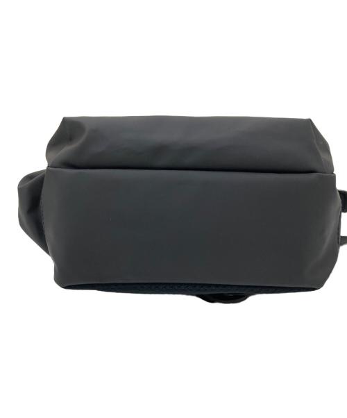 CIE（シー）CIE (シー) GRID3 SHOULDERBAG ブラックの古着・服飾アイテム