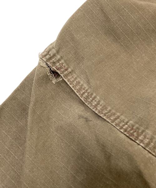 CarHartt（カーハート）CarHartt (カーハート) リラックスフィットカーゴパンツ ブラウン サイズ:38×32の古着・服飾アイテム