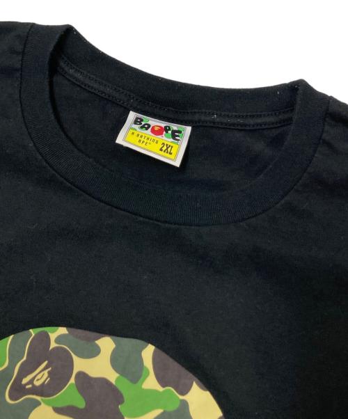 A BATHING APE（アベイシングエイプ）A BATHING APE (アベイシングエイプ) プリントTシャツ ブラック×グリーン サイズ:2XLの古着・服飾アイテム