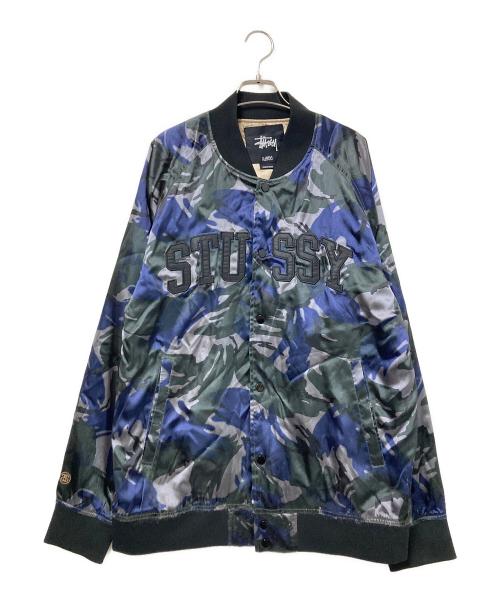 stussy（ステューシー）stussy (ステューシー) カモフラサテンスタジャン グリーン×ネイビー サイズ:XLの古着・服飾アイテム