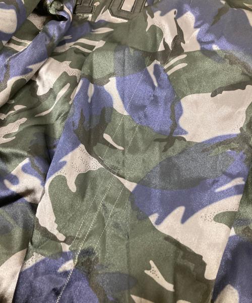 stussy（ステューシー）stussy (ステューシー) カモフラサテンスタジャン グリーン×ネイビー サイズ:XLの古着・服飾アイテム
