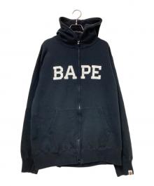 A BATHING APE（アベイシングエイプ）の古着「ジップパーカー」｜ブラック×ホワイト