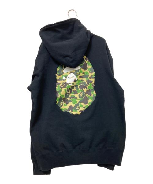 A BATHING APE（アベイシングエイプ）A BATHING APE (アベイシングエイプ) ジップパーカー ブラック×ホワイト サイズ:2XLの古着・服飾アイテム