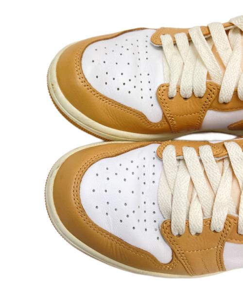 NIKE（ナイキ）NIKE (ナイキ) WMNS AIR JORDAN 1 RETRO HIGH OG ベージュ×オレンジ サイズ:23.0cmの古着・服飾アイテム