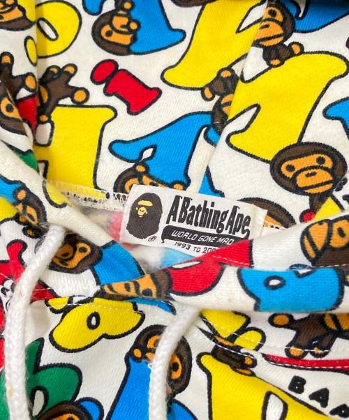 A BATHING APE（アベイシングエイプ）A BATHING APE (アベイシングエイプ) Baby Milo Alphabet Pulloverパーカー マルチカラー サイズ:2XLの古着・服飾アイテム