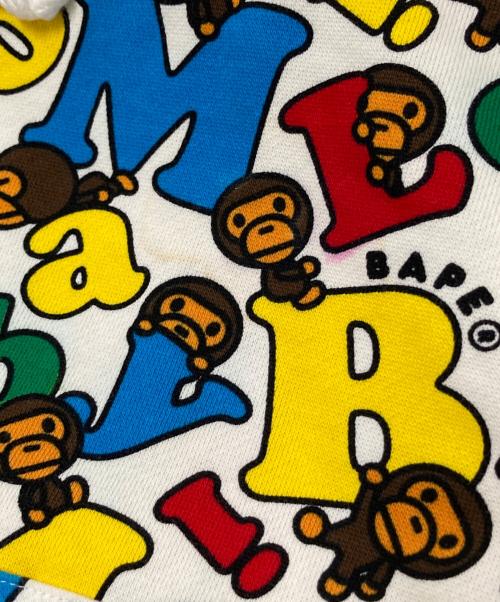 A BATHING APE（アベイシングエイプ）A BATHING APE (アベイシングエイプ) Baby Milo Alphabet Pulloverパーカー マルチカラー サイズ:2XLの古着・服飾アイテム