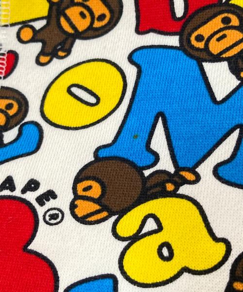 A BATHING APE（アベイシングエイプ）A BATHING APE (アベイシングエイプ) Baby Milo Alphabet Pulloverパーカー マルチカラー サイズ:2XLの古着・服飾アイテム