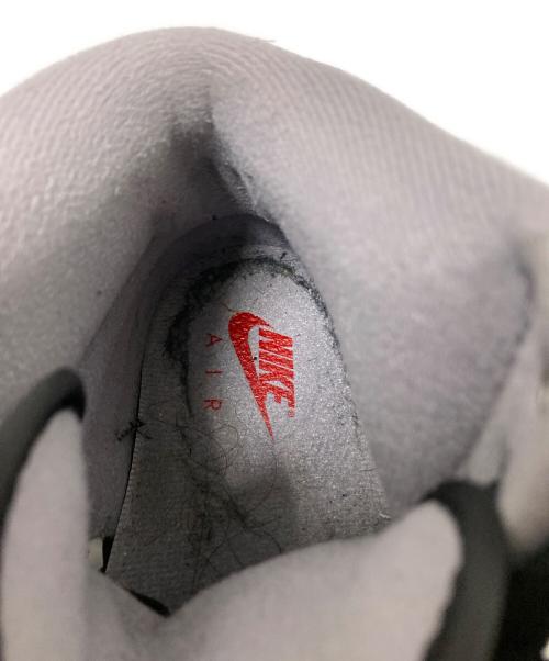 NIKE（ナイキ）NIKE (ナイキ) AIR JORDAN 2 RETRO BLACK/CEMENT GREY-FIRE RED-SAIL ブラック×グレー サイズ:27.0cmの古着・服飾アイテム